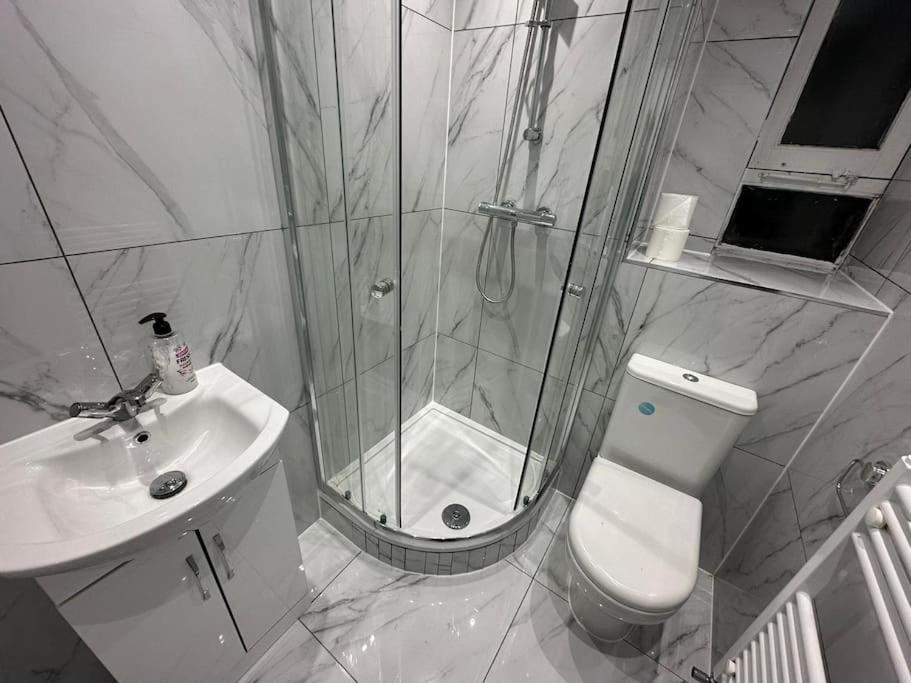 3 Bedroom Flat Kings Cross 런던 외부 사진